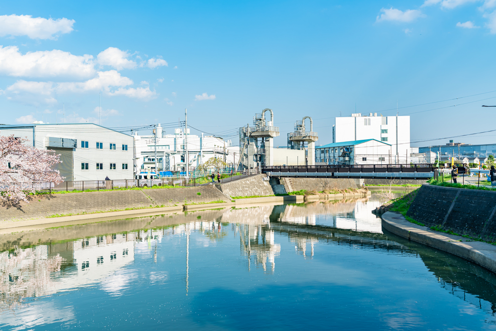 草加市古綾瀬川排水機場